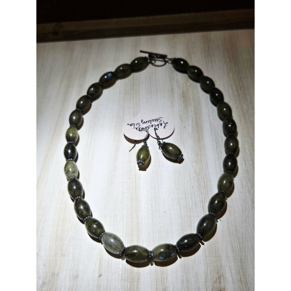 Artisan made Labradorite Sterling Silver Necklace & Earrings Set